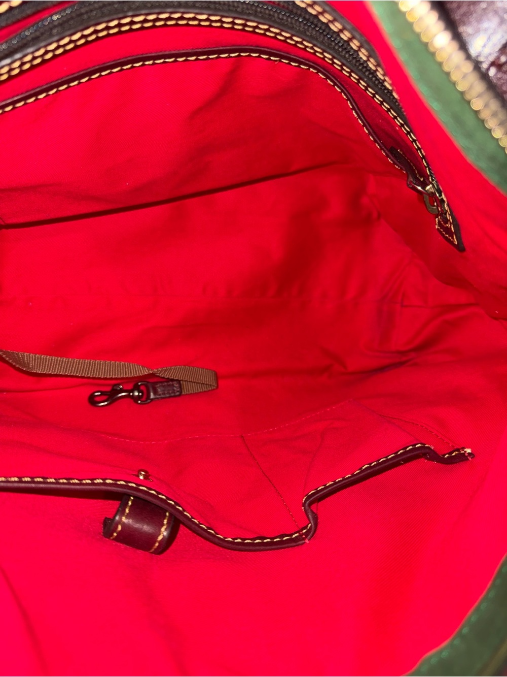 Dooney & Bourke Kingston Shoulder bag in Bordeaux Florentine leather - Picture 11 of 15